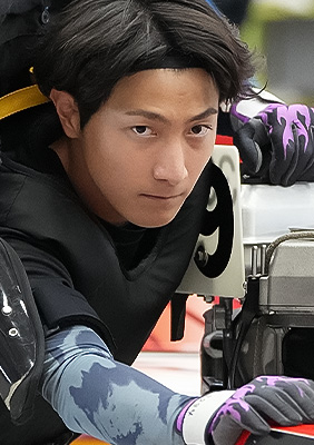 嘉手苅 徹哉 (ヤングレーサー名鑑)